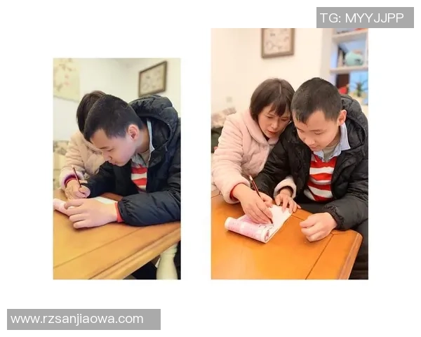 《追逐梦想的绿茵场，足球少年在星期天扬帆起航的热血岁月》