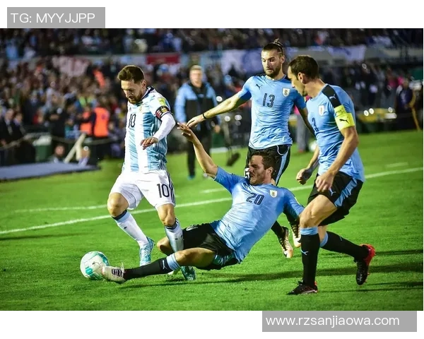 球星们的足球精彩瞬间集锦，技艺与激情碰撞的完美展示