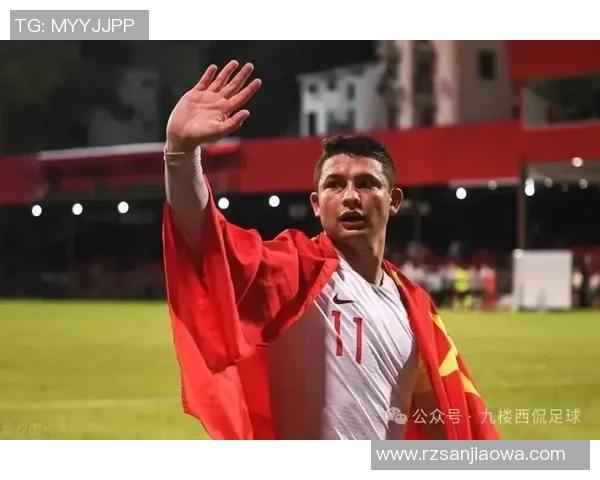 著名足球球星退役后的新篇章与人生转型探索 著名足球球星退役后的新篇章与人生转型探索